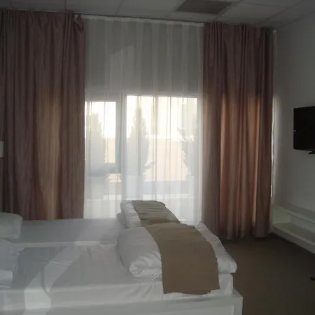 International スコピエ