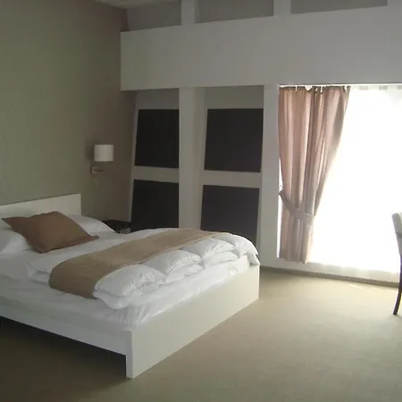 International スコピエ