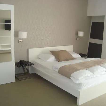 International スコピエ