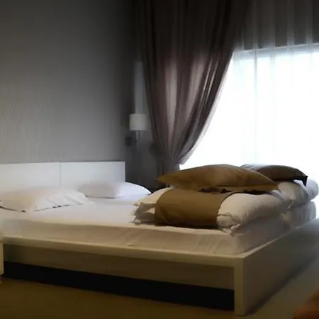 ゲストハウス International 3*