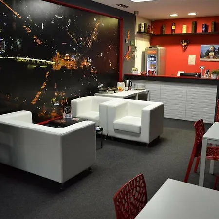 International スコピエ