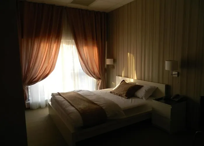 Guest house International 3*
