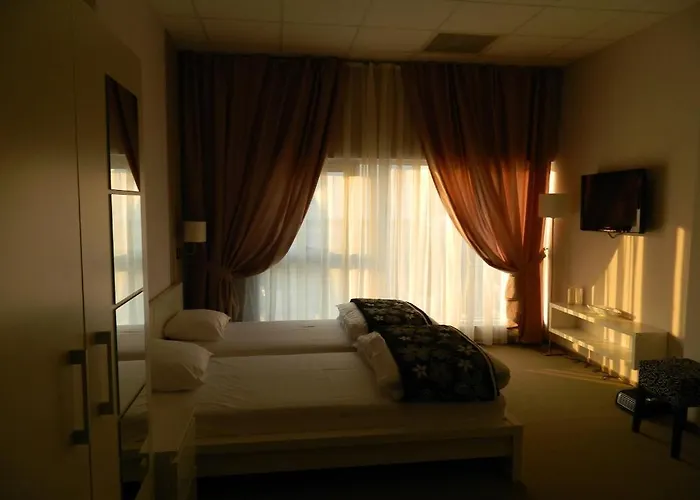 Guest house International