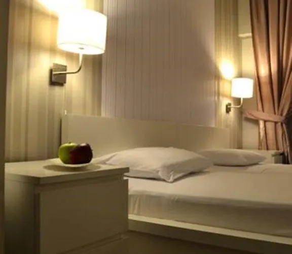 Guest house International 3*