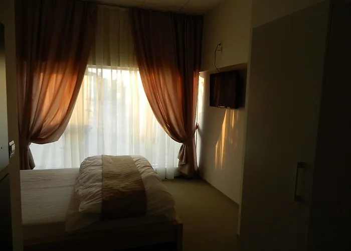 International Guest house 3*