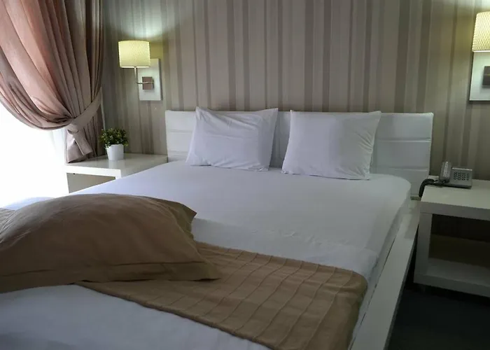 International 3* Skopje